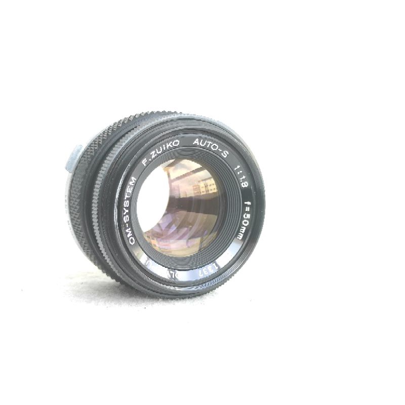 เลนส์มือหมุน ยี่ห้อ Olympus F. Zuiko auto s 50mm f1.8 (6Element) สายPotrait ละลายหลัง Mount Om