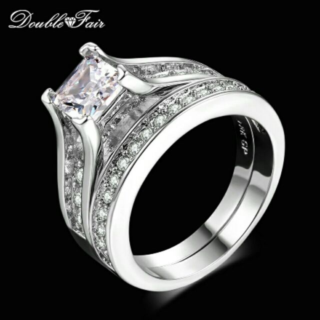 White gold diamond 0.5 ct