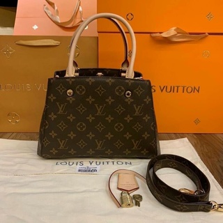 กระเป๋าถือ LV งานหนังแท้ สวยงามตรงปก