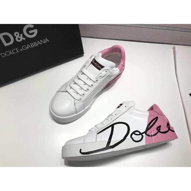 รองเท้าผ้าใบ DG หนังแท้ งานvip or Pk อุปกรณ์ครบกล่อง