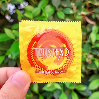 ถุงยางอนามัย Trustex® Ribbed &amp; Studded Condoms 5, 10, 20 Pieces เพิ่มลวดลายบนพื้นผิว เพื่อการกระตุ้นพิเศษ Condom คอนดอม