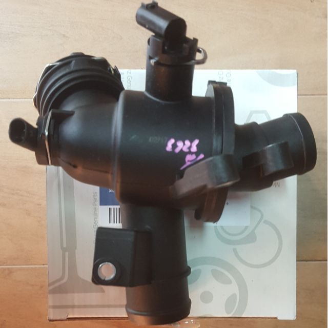วาล์วน้ำเทอร์โมสตัท BENZ ML250 ปี2012-2016
