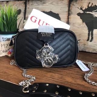 💯 💕 New arrival!! Guess Mini Crossbody Bag 🍭