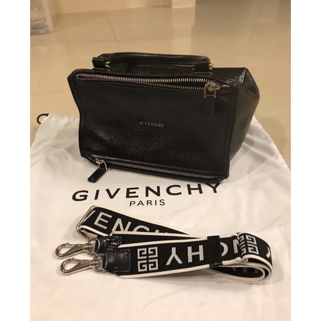 Givenchy pandora leather small