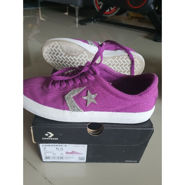 รองเท้าผ้าใบConverse