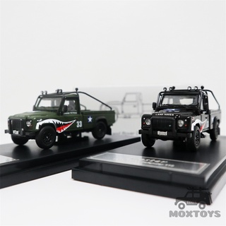 โมเดลรถยนต์ Master 1:64 Land Rover Defender PickUp Truck Shark สีดํา สีเขียว