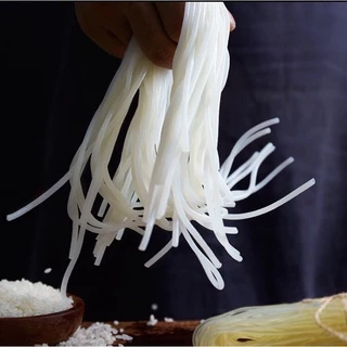บะหมี่หลัวซือเฟิ่น十里螺香螺蛳粉 ต้นตำรับกวางชี ชุดปรุงก๋วยเตี๋ยว พร้อมเครื่องปรุงในซอง（螺蛳粉）ซองแดง 300กรัม