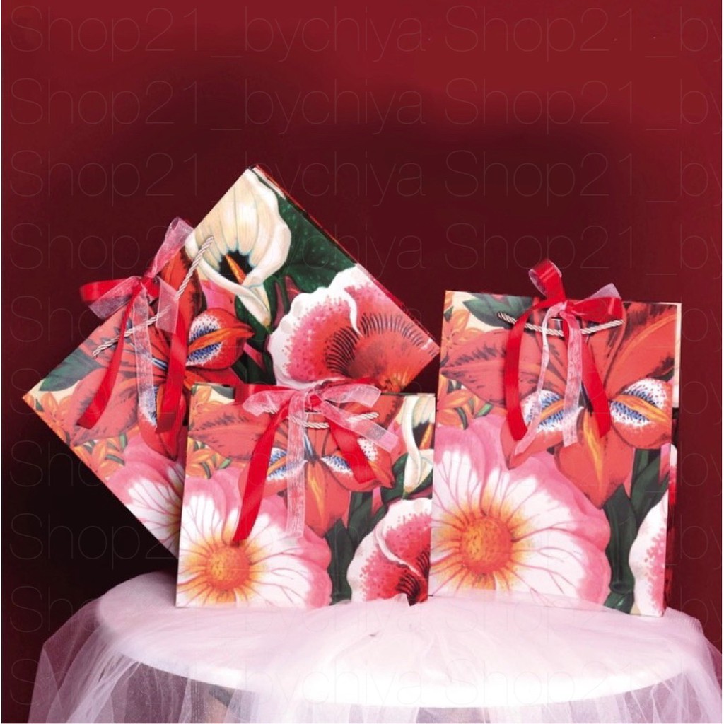 •พร้อมส่ง• ถุงกระดาษ ถุงของขวัญ Floral โทนแดงพร้อมโบว์ผูก