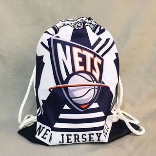 กระเป๋าเป้สะพายหลัง แบบหูรูด ลาย NBA Basketball Bag Lakers Basketball Tennis Team เหมาะกับการพกพาเล่นกีฬากลางแจ้ง สําหรับนักเรียน