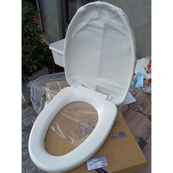 ฝาชักโครก TOTO แท้ราคาถูกTC385VS