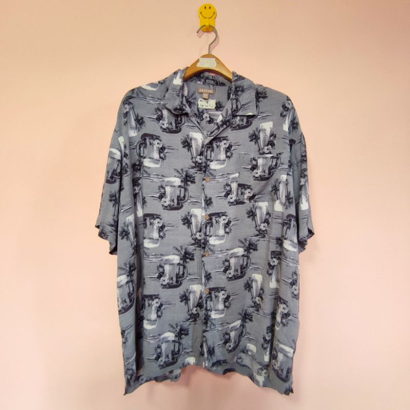 เสื้อเชิ้ต แขนสั้น ลายฮาวาย George สีเทา ผ้าเรยอน มือสองสภาพสวย