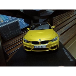 โมเดล PARAGON BMW M4 Coupe F82  1:18