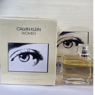 100ml Calvin Klein Women Eau De Toilette 100 ml. กลิ่นหอม อบอุ่นสดใส หญิงสาวที่เต็มเปี่ยมไปด้วยพลัง และมองโลกในแง่ดีเสมอ