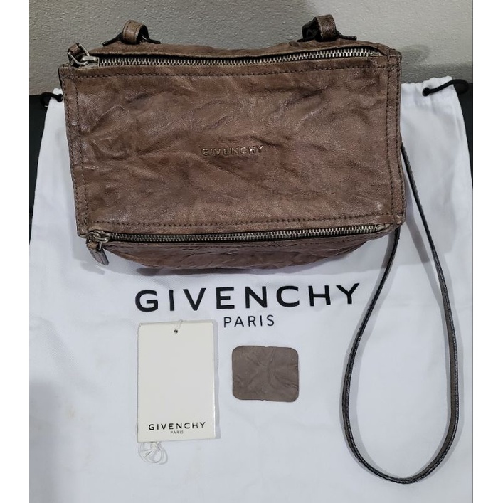 Givenchy Pandora แท้100%