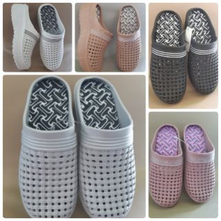 4ส่งไวมาก😁รองเท้าลำลองพื้นสูง2.2นิ้ว ใส่สบาย พื้นนิ่ม