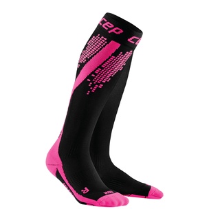 CEP NIGHTTECH SOCKS MEN - PINK - ถุงเท้ามีแถบสะท้อนแสงความยาวคลุมเข่าผู้ชาย SIZE III