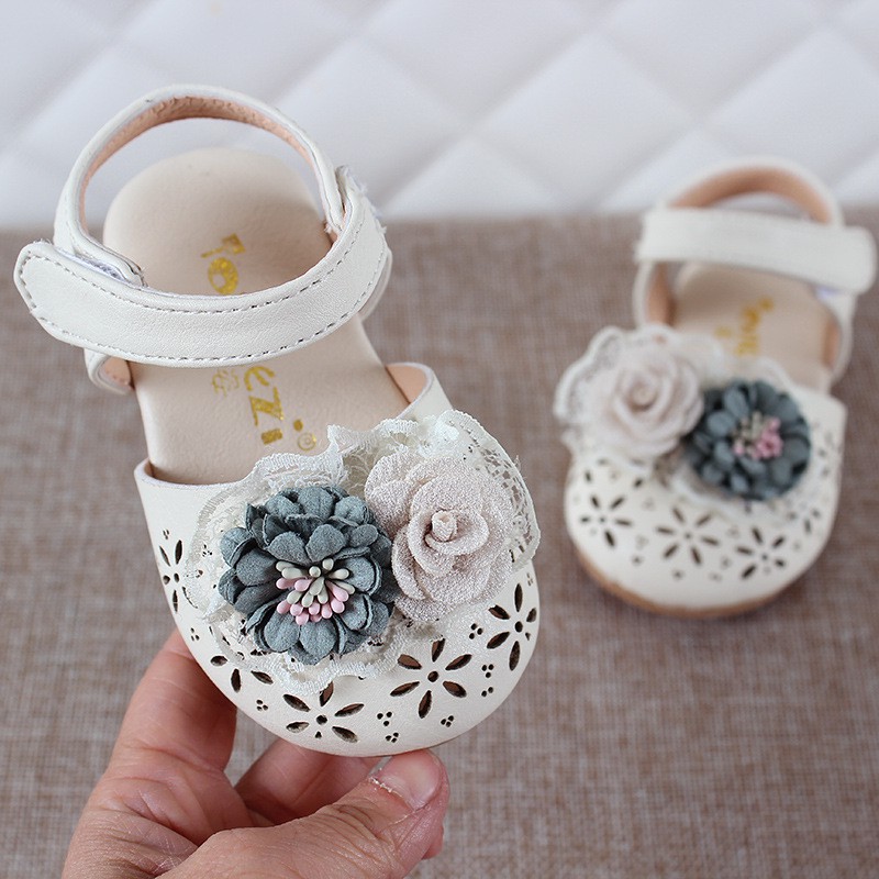 Walker SHOES SANDAL SHOES สําหรับเด็กผู้หญิงที่มีดอกไม้คุณภาพสูงสไตล์เกาหลีสําหรับ GIRLS จาก 0-3Y (พ