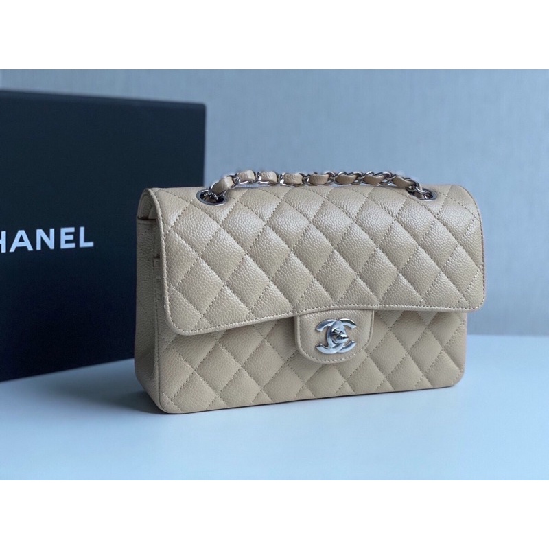new.Chanel.classic.9”shw.holo31beige