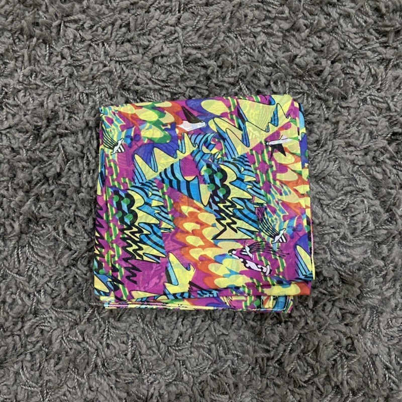 ผ้าพันคอ KLOSET ลายโปเต้เข้ม ของใหม่ แท้100%