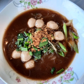 ก๋วยเตี๋ยวเรือเลอรส ก๋วยเตี๋ยวกึ่งสำเร็จรูป ( 3 ห่อ ) เข้มข้น จัดจ้าน รสชาติถึงเครื่อง