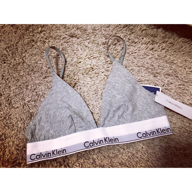 Calvin Klein bra ไม่มีโครง