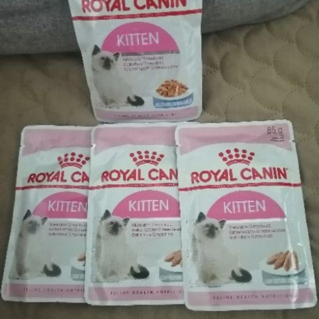 ส่งต่ออาหารเปียกแมว​ Royal​ Canin Kitten​ ราคาถูกค่ะ