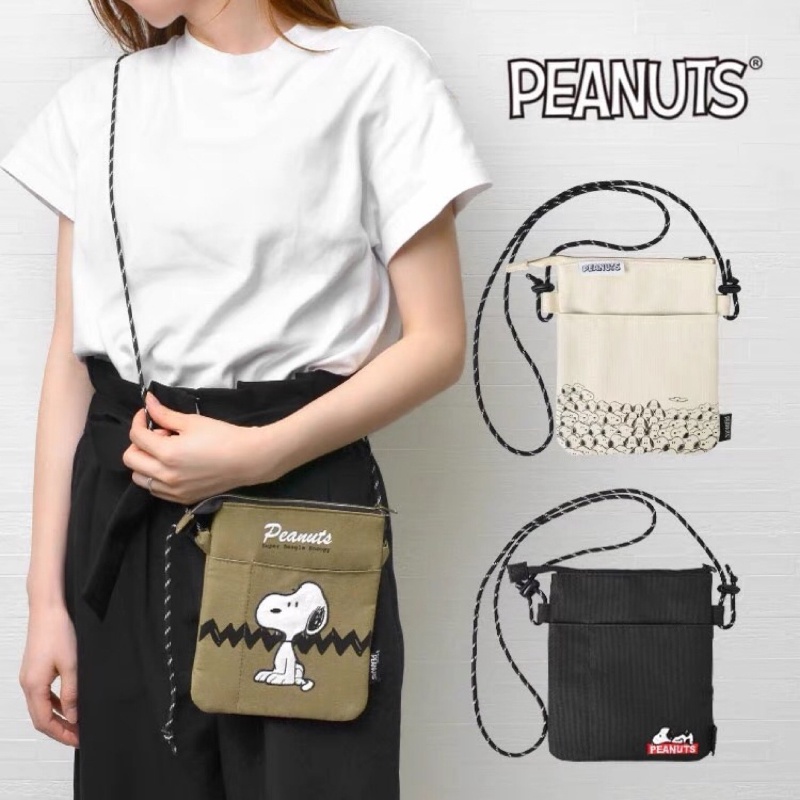 Snoopy Mobile Phone Bag กระเป๋าสะพาย Messenger Bag Men Women Outing Lightweight Messenger Backpack Mini Small Bag All-Match Small Fresh Coin Purse Trend Bag