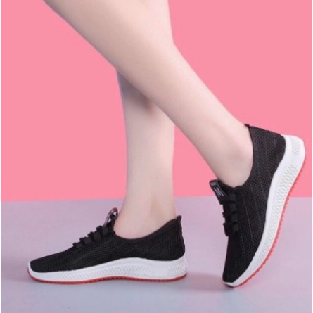 . รองเท้าผ้าใบ หุ้มส้น แฟชั่นผู้หญิง 098