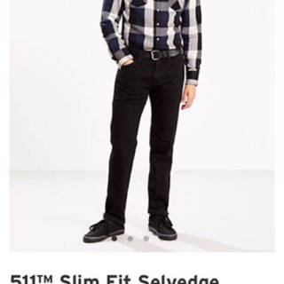 Levi’s 511 ดำ ริมแดง