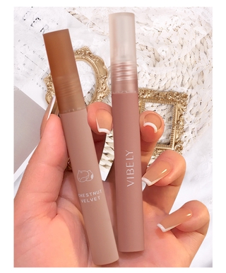 Chestnut ลิปสติก Light Mist Lip Glaze Lipstick Matte Velvet Air Lip Glaze Female Student Lipstick Waterproof and Long-lasting