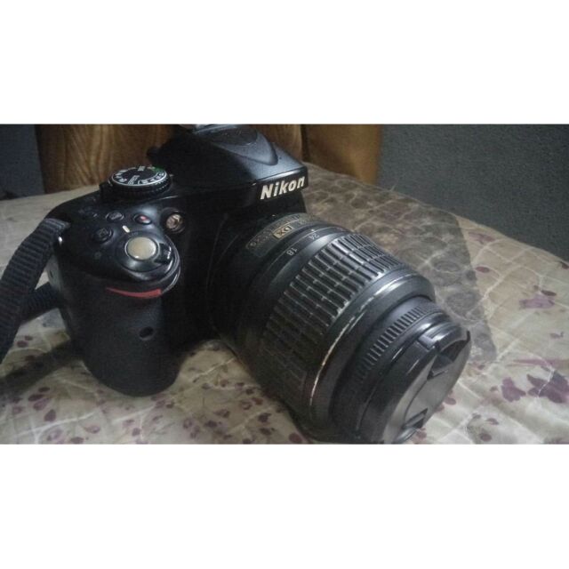 กล้อง Nikon d5200 พร้อมเลนส์ 18-55 VR มือสอง