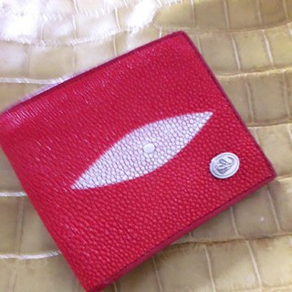 stingray wallet redcolor  กระเป๋าหนังปลากระเบนแท้