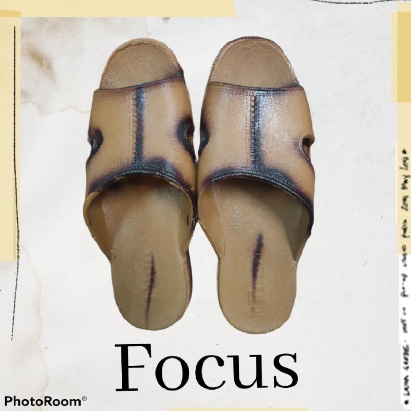 รองเท้ายาง ยี่ห้อ Focus