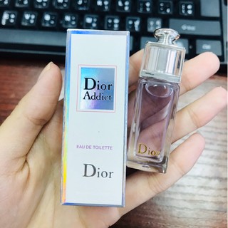 Dior Addict Eau De Toilette ขนาดทดลอง น้ำหอมแท้ ปริมาณ 5ml. หัวแต้ม พร้อมส่ง