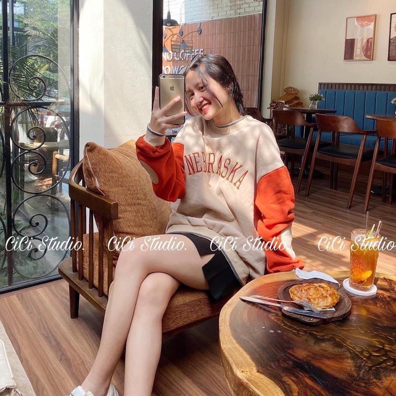 เสื้อสเวตเตอร์สีเข้าชุดกัน " NEBRASKA