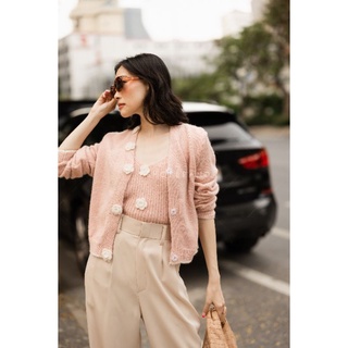 พร้อมส่ง🌸3color🌻 set สายเดี่ยวถัก ติดดอกไม้+คาดิแกน🌺v 876