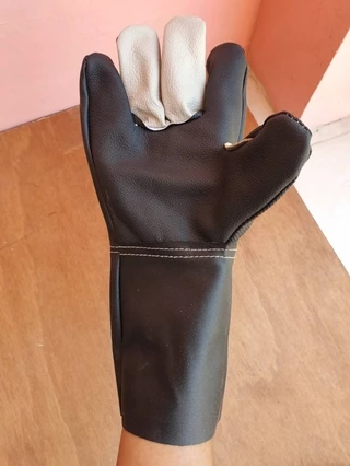 ถุงมือหนัง รุ่นความยาว 12" (แพ็ค 1 โหล/12 คู่) รุ่น B01212 ฝ่ามือไร้รอยต่อ สำหรับช่างเชื่อม งานช่าง งานนิรภัย