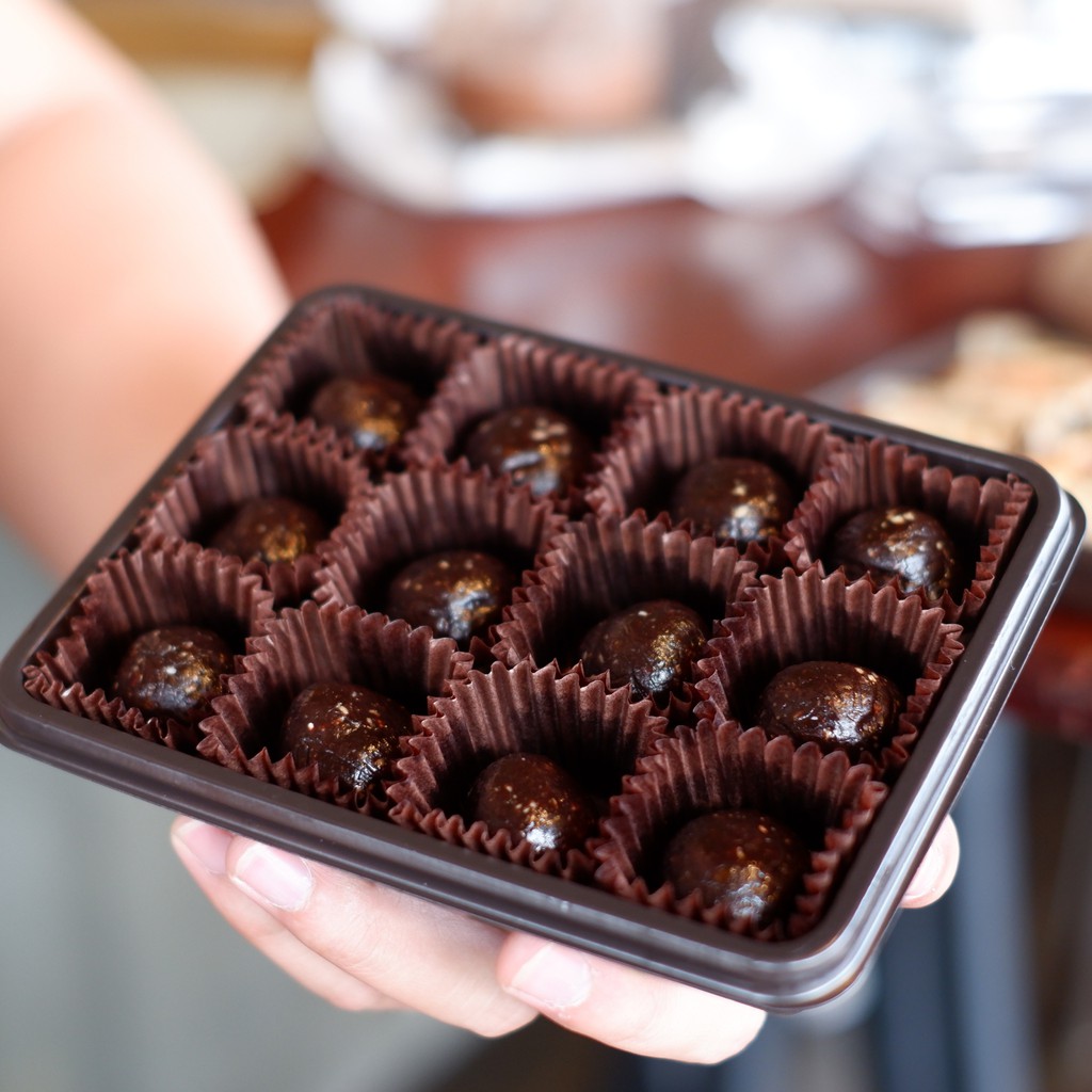 Chocolate 149 บาท [เบาหวาน ทานได้]  Fitster Bilss Ball Dark Choconut Macadamia – บริสบอล แมคคาเดเมีย อร่อย ไม่อ้วน ไม่ผสมแป้ง | 12 ลูก Food & Beverages