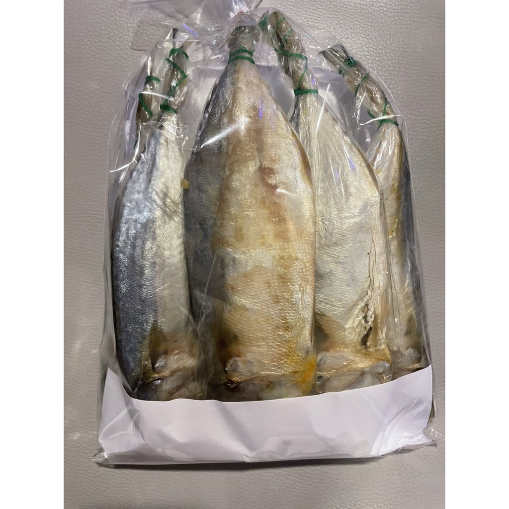 ปลาทูเค็ม ปลาทูมันเนื้อแน่น แพคละ 4-5 ตัว