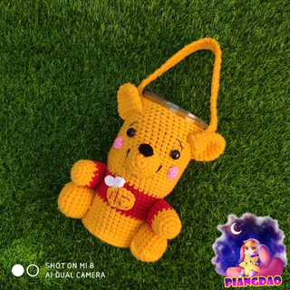 PDS🔥ถูกที่สุดถักเองพร้อมส่ง🔥งานถักฝีมือ(ที่ใส่แก้วน้ำYETI)หมีพูห์ (pooh) น่ารักๆ พกพาไปได้ทุกที่(Yeti glass bag)