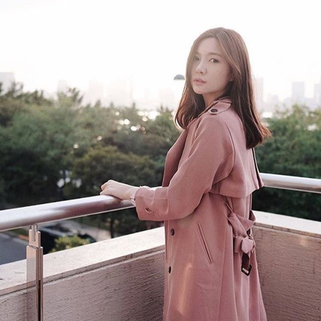 Trench coat pink dailysquad