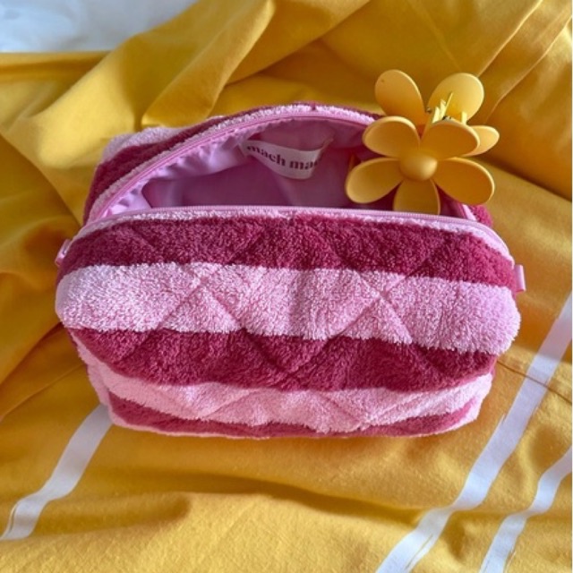 Pink Stripes Terry Pouch - machmachthelabel / กระเป๋าเครื่องสำอาง กระเป๋าผ้าขนหนูใส่ของ
