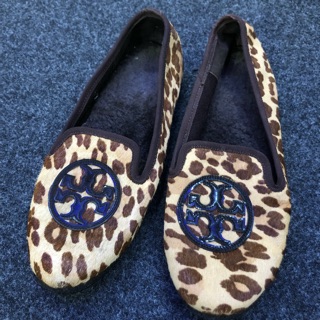 Tory burch รองเท้าขนลูกวัว ลายเสือไซร้ 37ส่งต่อ 1190