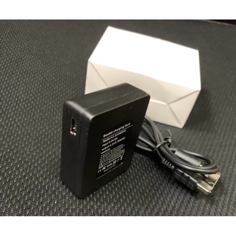 แท่นชาร์ตคู่ กับ แบต1050ma ใช้ได้กับ EKEN h9r h6s/ AUSEKAT-Q37C และ กล้องติดหมวก sportscam(แท่นชาร์ตคู่ แบบเสียบสายUSB) thumbnail 6
