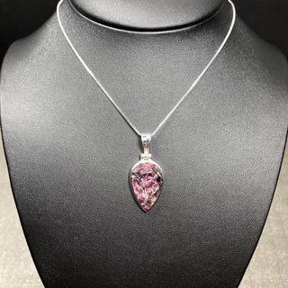 Rare Item ⚡️ จี้หินเงินแท้ ยูไดอะไลต์ (Eudialyte Pendant with 925 Silver)