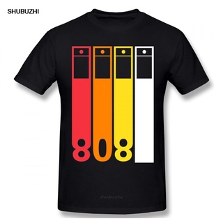 เสื้อยืด ผ้าฝ้าย พิมพ์ลายกราฟฟิค Roland TR 808 แฟชั่นใหม่ สําหรับผู้ชาย