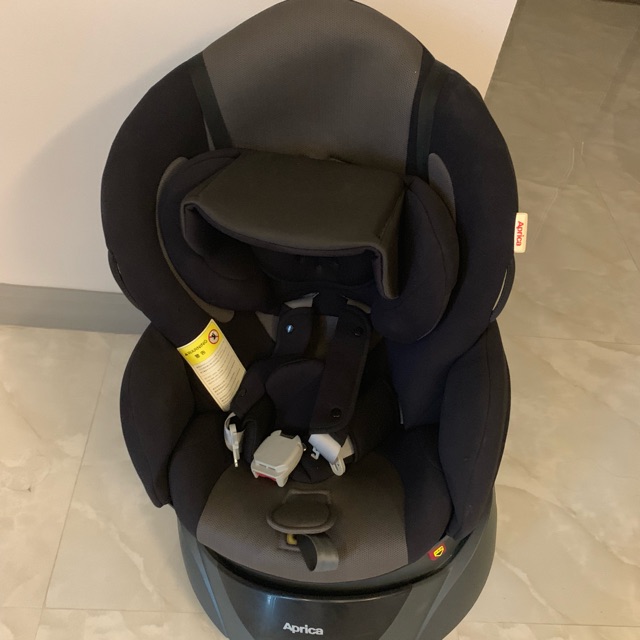 Aprica fladea คาร์ซีทมือสอง