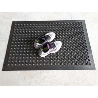 พร้อมส่ง ยางมีรู Siam Flooring แผ่นยางกันลื่น ทำจากยาง กันเมื่อย แบบมีรู ใช้งานครัว ทางเดิน Bevelled anti fatigue mat