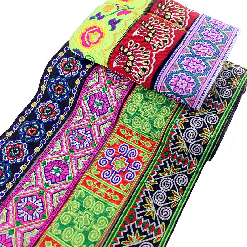ริบบิ้นผ้าลูกไม้ กว้าง 5 ซม. ยาว 4.5 เมตรสำหรับเย็บปักถักร้อย DIY