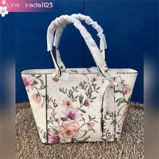 GUESS FLORAL KAMRYN TOTE BAG ของแท้ ราคาถูก